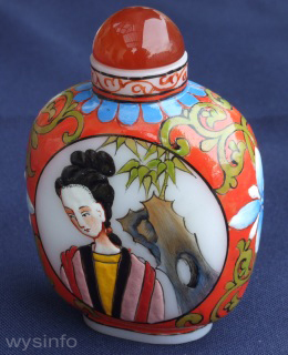 Japanese hand painted porcelaine perfume bottle